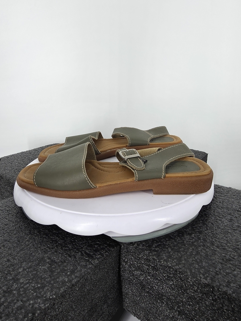 Azaleia Leather Slingback Sandals 8.5 Shoes Olive Green Comfort Brazil